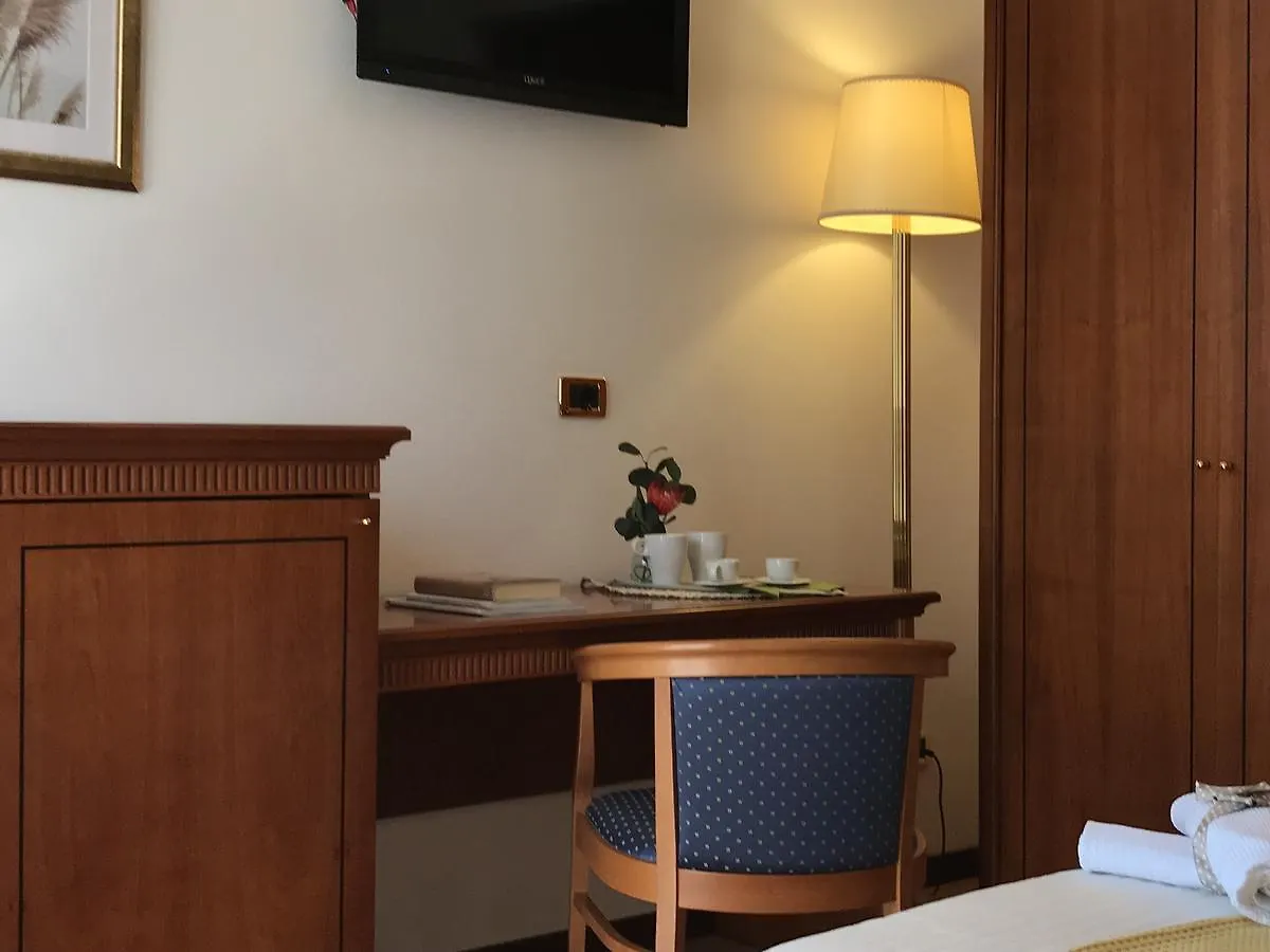 Guest house Palazzo Azzarita By Holiplanet Hotel Bologna