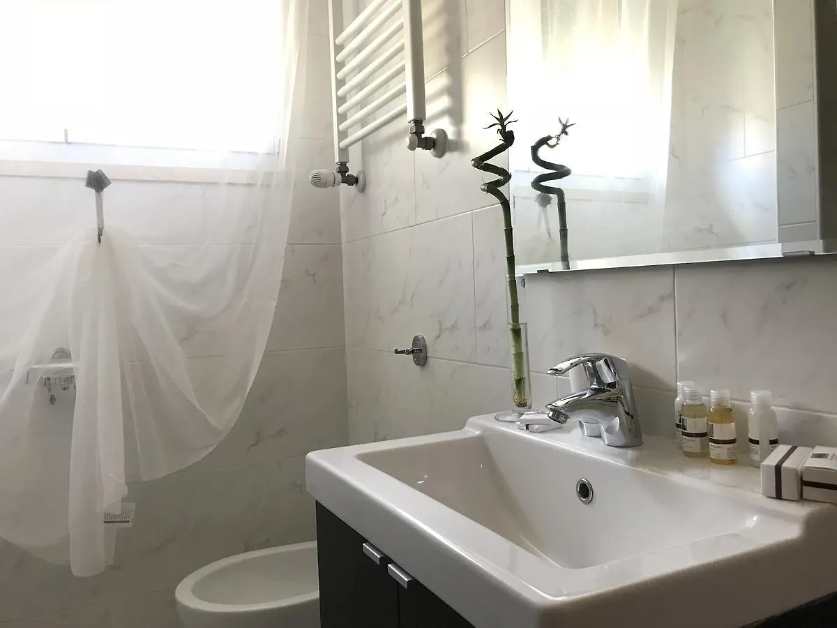 Guest house Palazzo Azzarita By Holiplanet Hotel Bologna Italy